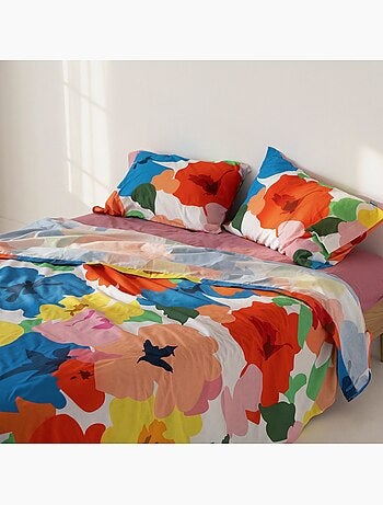 Drap Bloom play "Happyfriday