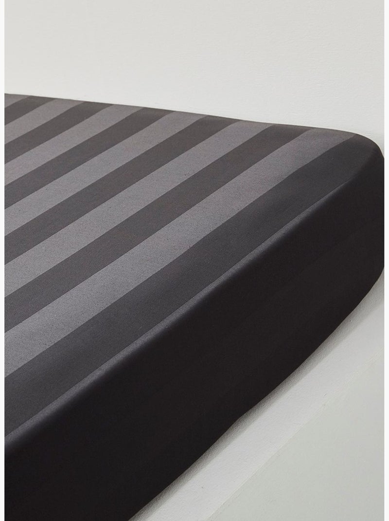 Drap housse 2 personnes uni coton grand bonnet PRESTIGE Noir - Kiabi