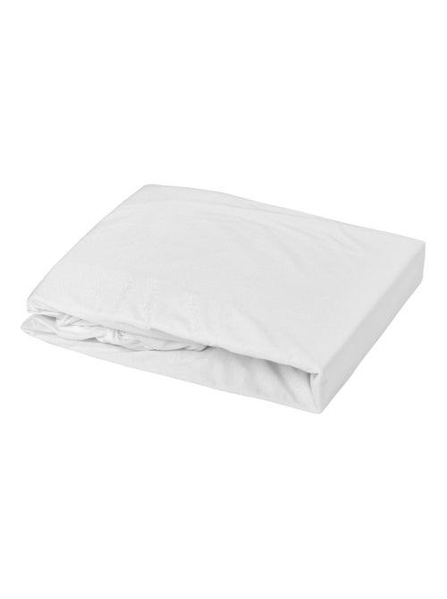 Drap housse élastiqué en 100% coton peigné - Kiabi