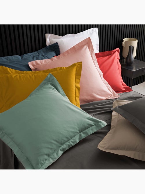 Drap housse qualité hôtel + 2 taies en percale 78 fils - Kiabi Drap housse qualité hôtel + 2 taies en percale 78 fils - Kiabi