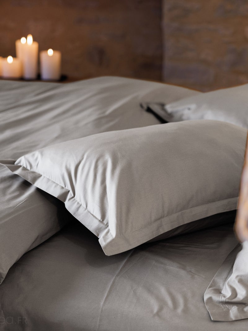 Drap housse uni percale de coton MANOIR Bonnet de 40 cm Gris moyen - Kiabi