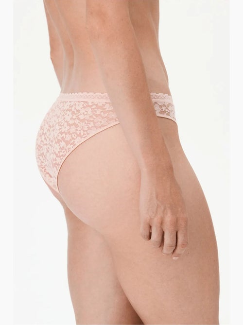 Easy culotte brésilienne en dentelle à col v et motif floral penti - Kiabi Easy culotte brésilienne en dentelle à col v et motif floral penti - Kiabi