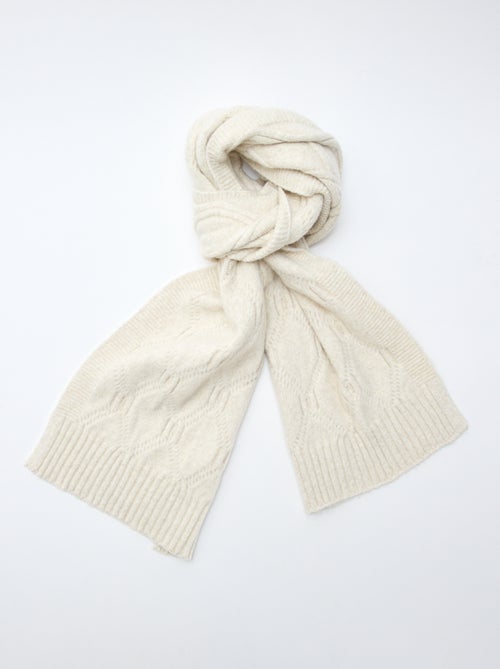 Echarpe en tricot en maille chaude torsadée - Kiabi