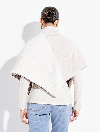 Echarpe triangle à nouer fausse fourrure - AFIBEL