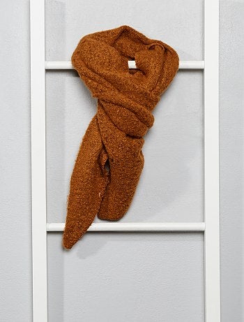 Écharpe triangle en tricot doux