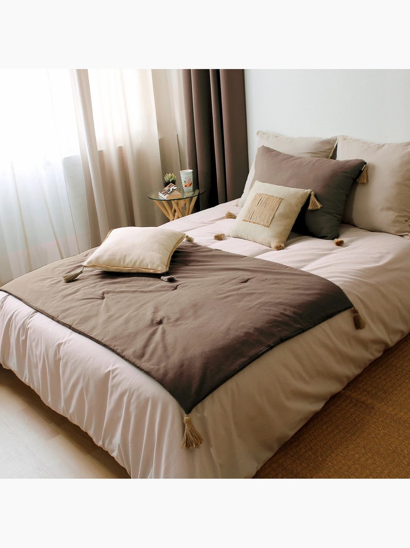 Edredon bout de lit en coton avec pompons Cocon Taupe - Kiabi