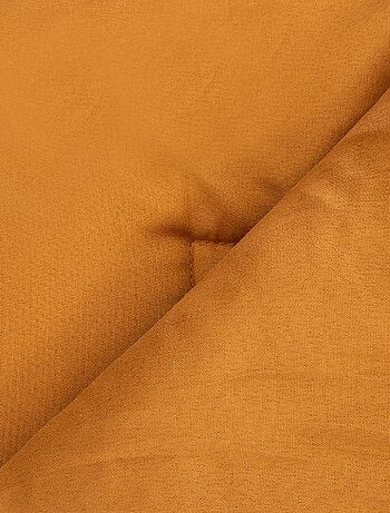 Édredon en velours et pompons