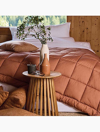 Edredon ou couvre-lit matelassé peau de pêche Oekotex