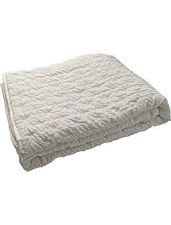 Edredon ou jeté de lit matelassé microfibre