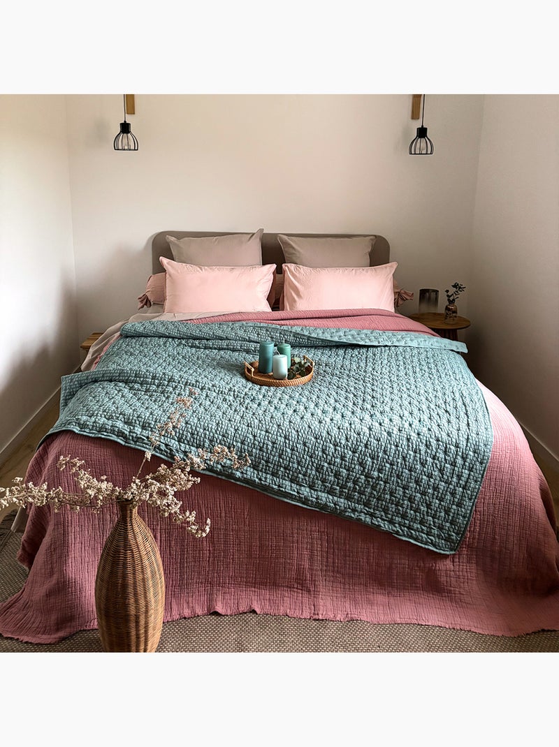 Edredon ou jeté de lit matelassé microfibre Vert d'eau - Kiabi