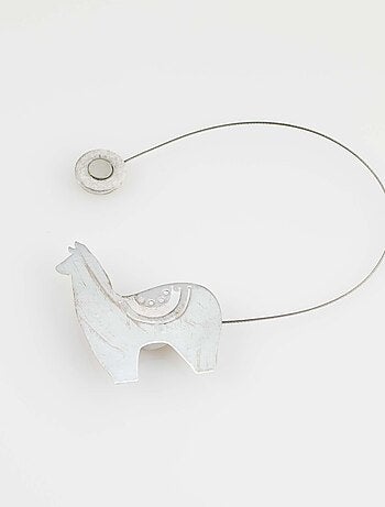 1 Embrasse aimantee Yzma le lama gris argent