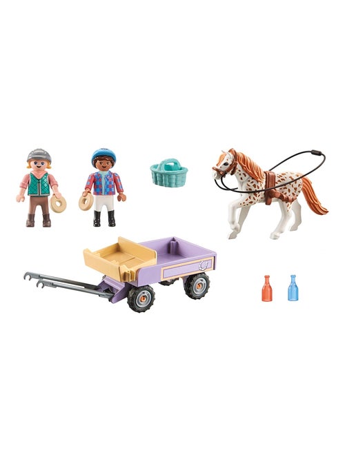 Enfants avec calèche et poney - Kiabi