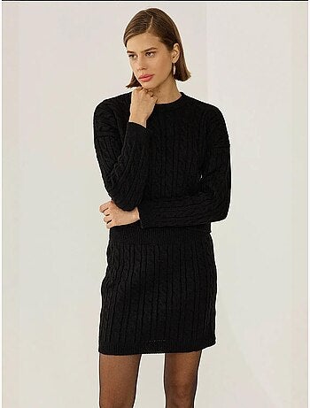 Ensemble 2 pièces pull ras du cou et mini-jupe taille haute