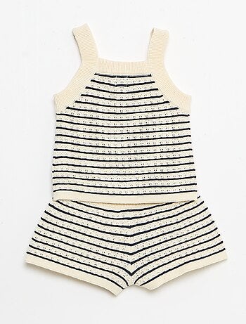 Ensemble 2 pièces short + T-shirt en crochet