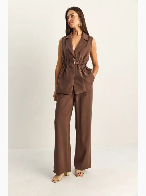 Ensemble à jambes larges taille haute avec col de veste lucci - Kiabi Ensemble à jambes larges taille haute avec col de veste lucci - Kiabi