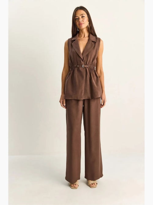 Ensemble à jambes larges taille haute avec col de veste lucci - Kiabi Ensemble à jambes larges taille haute avec col de veste lucci - Kiabi