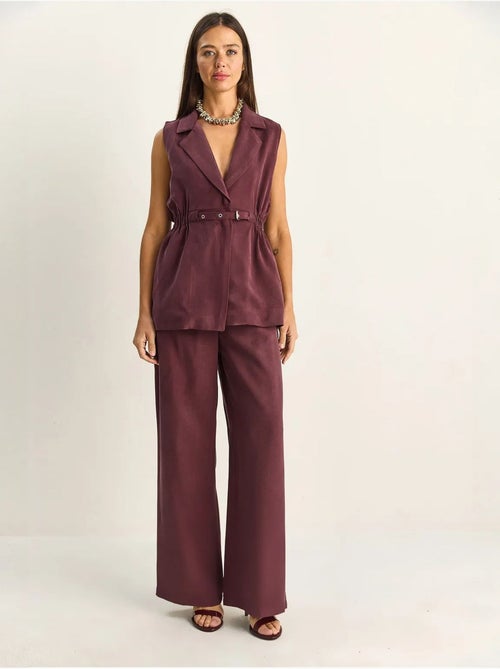 Ensemble à jambes larges taille haute avec col de veste lucci - Kiabi Ensemble à jambes larges taille haute avec col de veste lucci - Kiabi