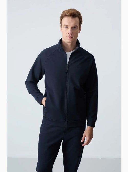 Ensemble active homme à blocs de couleur tommy - Kiabi Ensemble active homme à blocs de couleur tommy - Kiabi