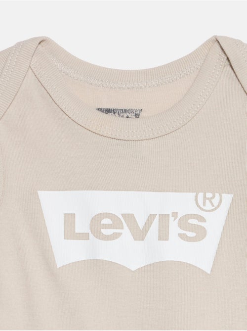 Ensemble Bébé 3 pièces body bonnet et chaussettes - Levi's Kids - Kiabi Ensemble Bébé 3 pièces body bonnet et chaussettes - Levi's Kids - Kiabi