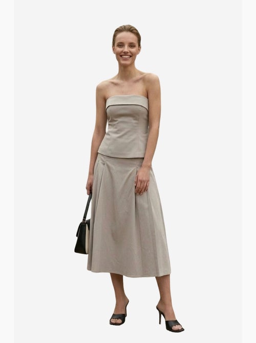 Ensemble blouse bustier et jupe midi à taille haute my fashion - Kiabi Ensemble blouse bustier et jupe midi à taille haute my fashion - Kiabi