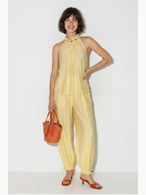 Ensemble blouse dos-nu et pantalon taille haute lucci - Kiabi Ensemble blouse dos-nu et pantalon taille haute lucci - Kiabi