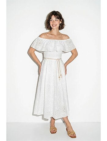 Ensemble blouse et jupe midi brodés, épaules dégagées lucci