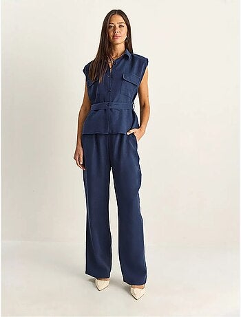 Lucci ensemble blouse sans manches et pantalon large ceinturé