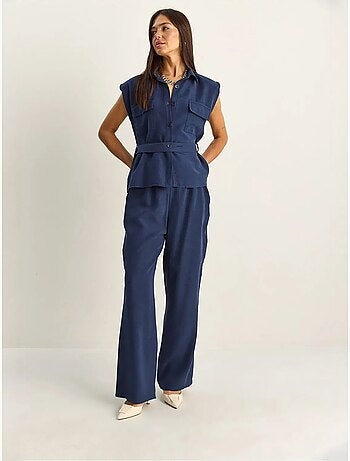 Lucci ensemble blouse sans manches et pantalon large ceinturé