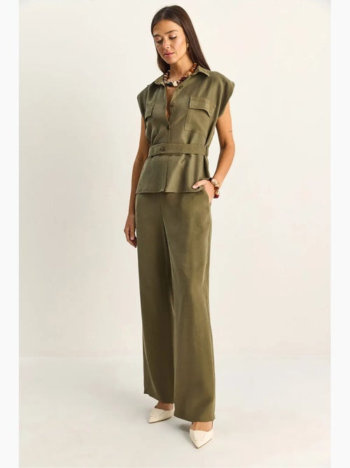 Ensemble blouse sans manches et pantalon large ceinturé lucci - Kiabi Ensemble blouse sans manches et pantalon large ceinturé lucci - Kiabi
