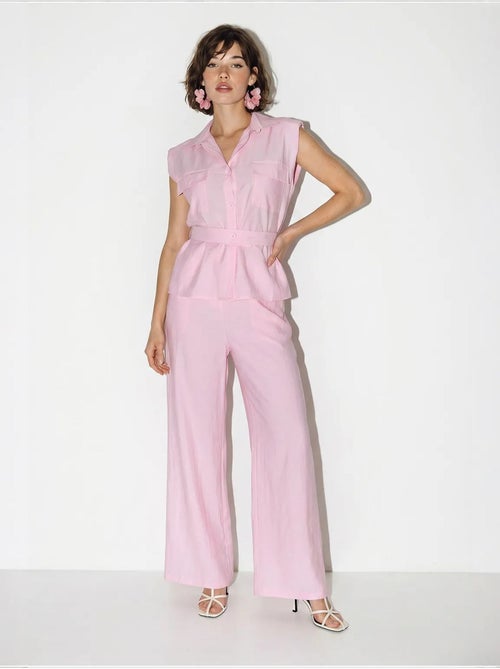 Ensemble blouse sans manches et pantalon large ceinturé lucci - Kiabi Ensemble blouse sans manches et pantalon large ceinturé lucci - Kiabi
