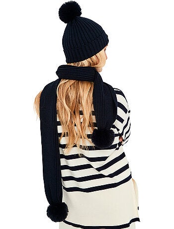 Ensemble bonnet et écharpe à pompons pc2