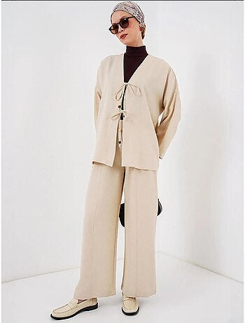 Ensemble cardigan à col en v et pantalon à jambes larges bdart