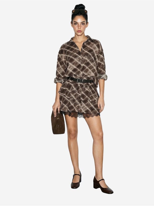 Ensemble chemise à carreaux oversize et jupe courte à jambes larges lucci - Kiabi Ensemble chemise à carreaux oversize et jupe courte à jambes larges lucci - Kiabi