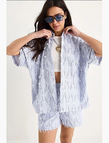 Ensemble chemise oversize rayée à franges bianco avec poches et short à taille élastique lucci