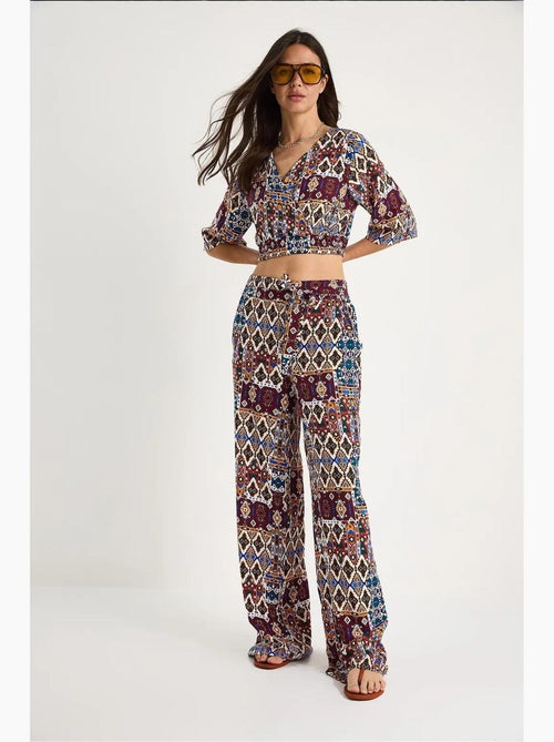 Ensemble chemisier court et pantalon à motifs lucci - Kiabi Ensemble chemisier court et pantalon à motifs lucci - Kiabi