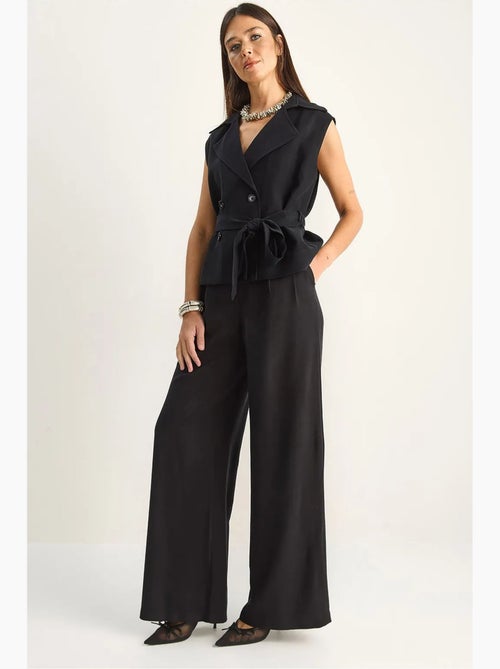 Ensemble coordonné taille haute à jambe large avec col châle lucci - Kiabi Ensemble coordonné taille haute à jambe large avec col châle lucci - Kiabi