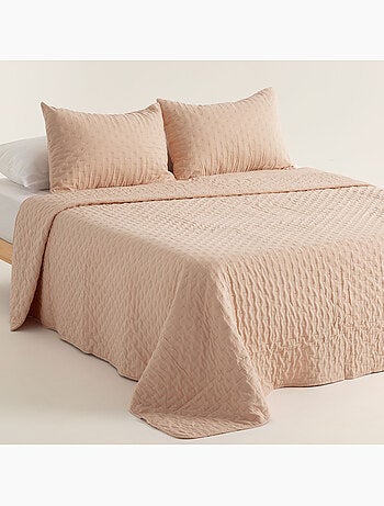 Ensemble couvre-lit uni en tissu à relief avec taie(s) d’oreiller - Gamusi.