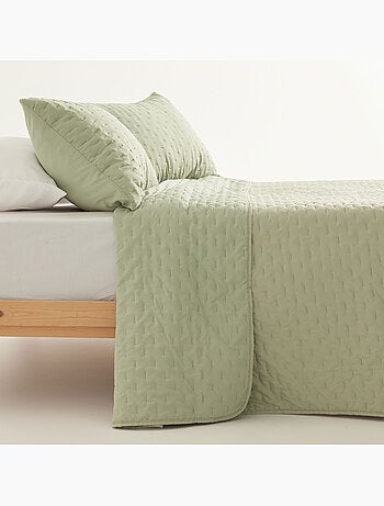 Ensemble couvre-lit uni en tissu à relief avec taie(s) d’oreiller - Gamusi.