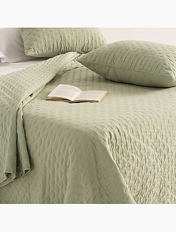 Ensemble couvre-lit uni en tissu à relief avec taie(s) d’oreiller - Gamusi.