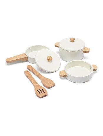 Ensemble de casseroles en bois