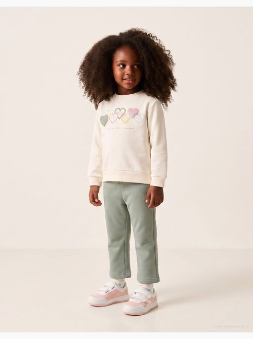 Ensemble de jogging en coton peigné avec imprimé cœur - Kiabi Ensemble de jogging en coton peigné avec imprimé cœur - Kiabi