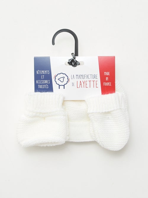 Ensemble de naissance bonnet + moufles + chaussons en tricot 'Manufacture de Layette' - Kiabi