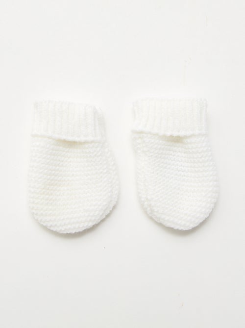 Ensemble de naissance bonnet + moufles + chaussons en tricot 'Manufacture de Layette' - Kiabi