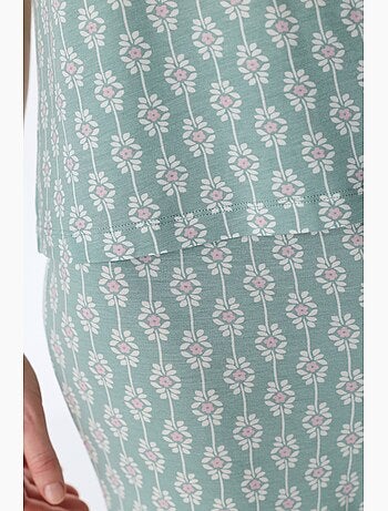 Ensemble de pyjama alia capri trousers à fleurs et manches courtes penti