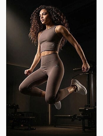 Ensemble de sport femme sans manches avec legging capri tommy