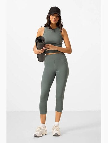 Ensemble de sport femme sans manches avec legging pantacourt tommy