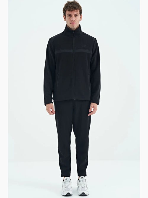 Ensemble de sport homme à manches longues tommy - Kiabi Ensemble de sport homme à manches longues tommy - Kiabi