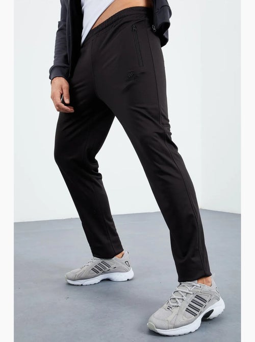 Ensemble de sport homme en maille scuba à col zippé tommy - Kiabi Ensemble de sport homme en maille scuba à col zippé tommy - Kiabi