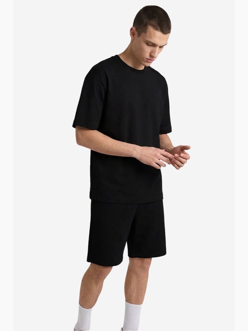 Ensemble de sport homme oversize court tommy - Kiabi Ensemble de sport homme oversize court tommy - Kiabi