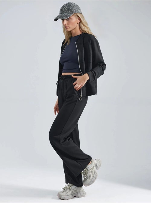 Ensemble deux pièces à capuche, taille haute et jambes larges hiccup - Kiabi Ensemble deux pièces à capuche, taille haute et jambes larges hiccup - Kiabi